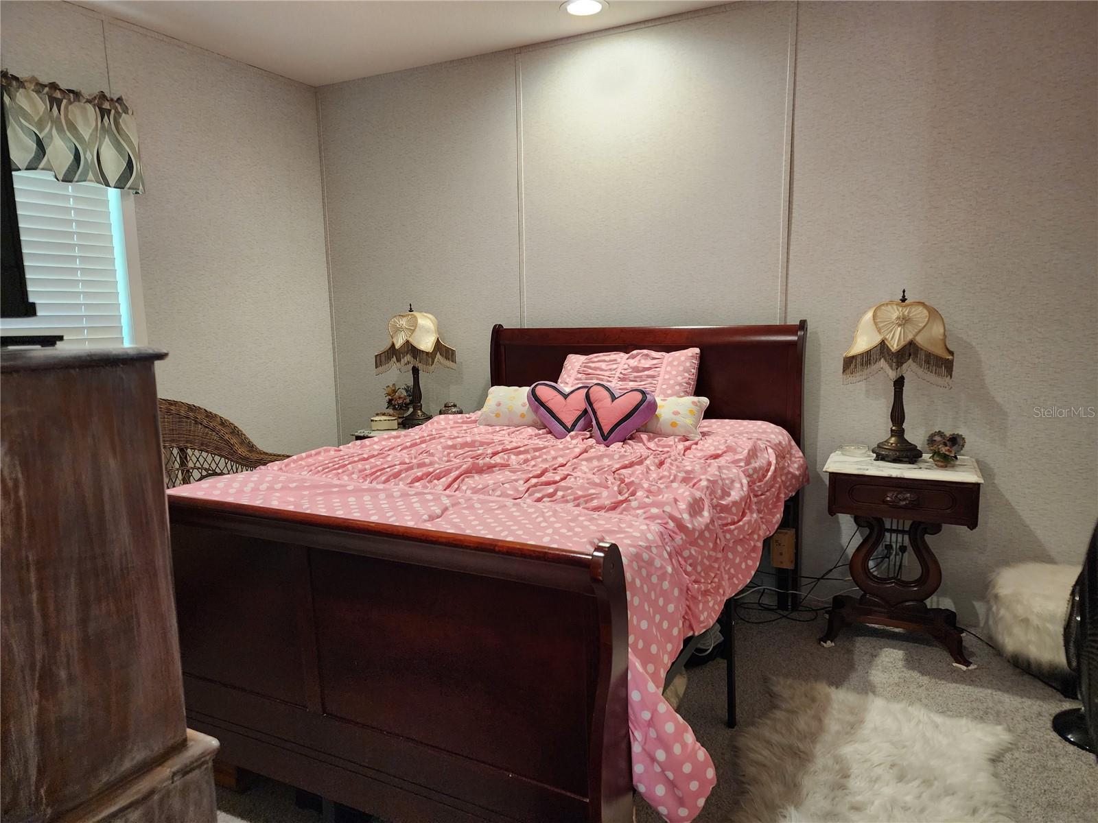 LAKE ESTATES/COLONY ESTATES/GROVEWOOD - Residential