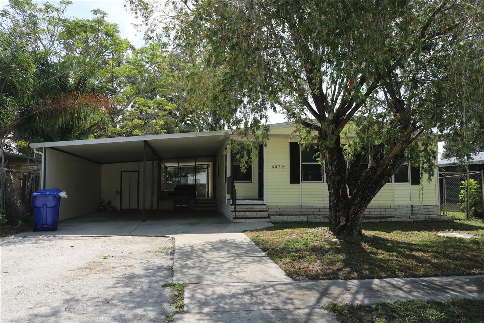 PLEASURE WORLD PARK - Residential