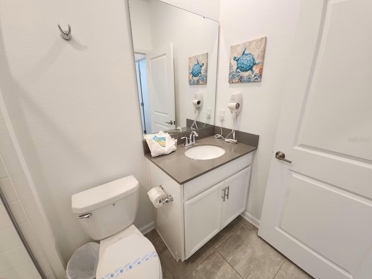 CHAMPIONSGATE CONDO 4 PH 25 & 26 - Residential