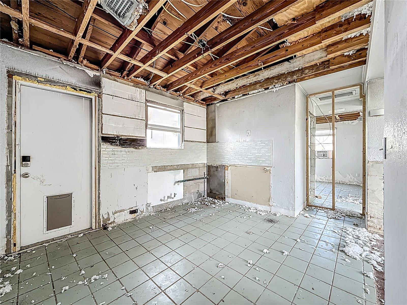 SURFSIDE SUB 3 - Residential