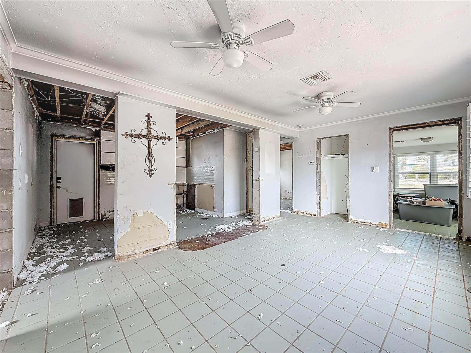 SURFSIDE SUB 3 - Residential