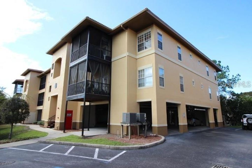 Photo of 4312 Bayside Village Dr #204, Tampa, FL 33615 (MLS # TB8411318)