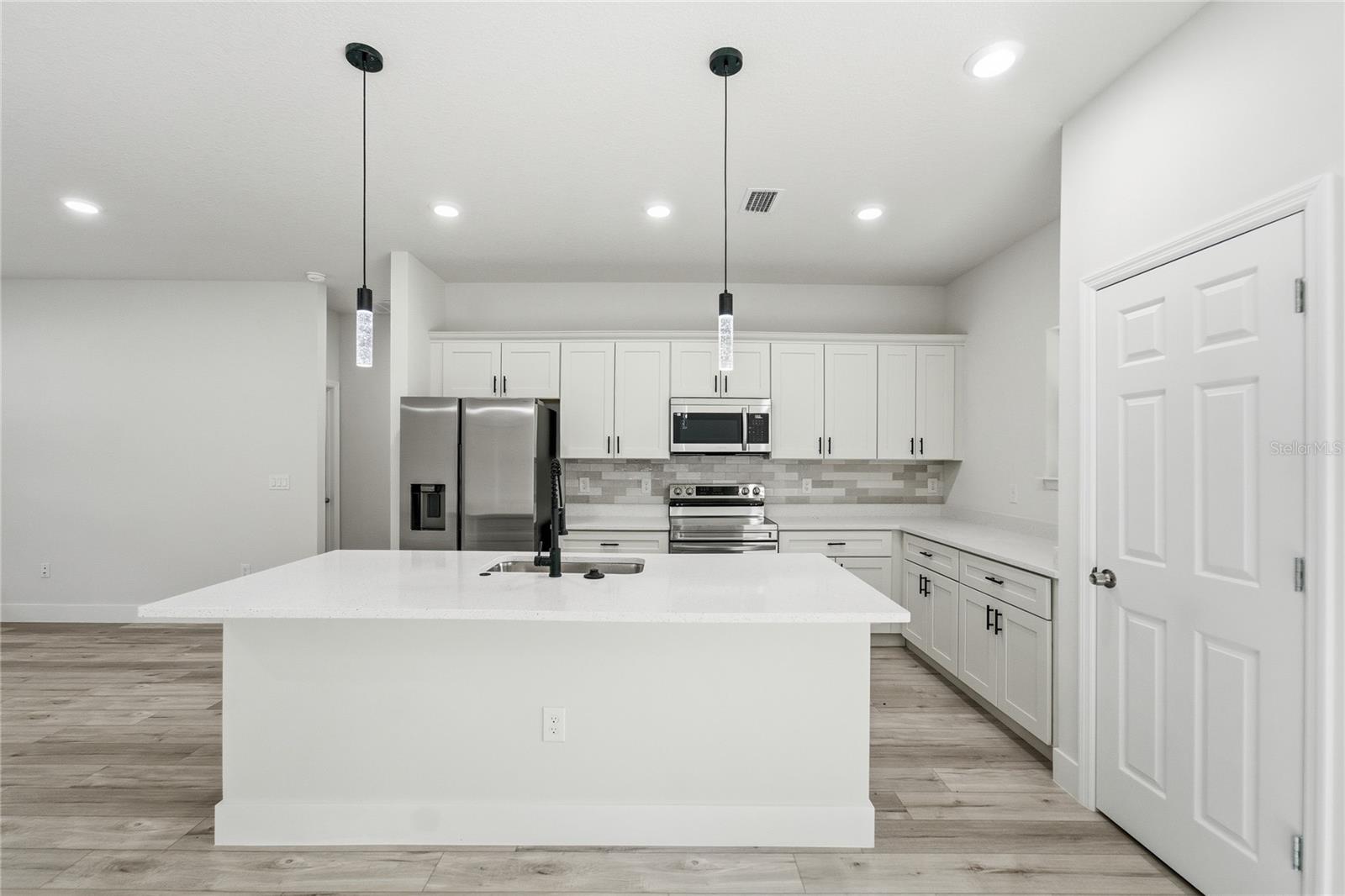 CITRUS SPGS UNIT 07 - Residential