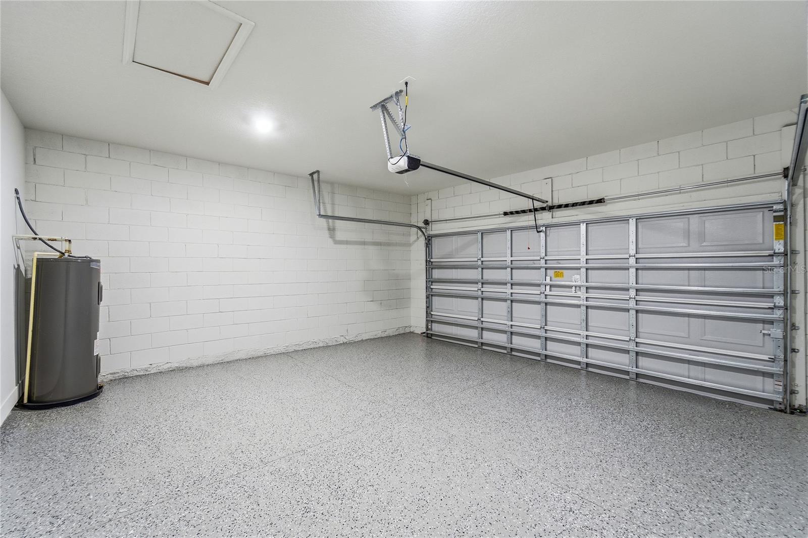 CITRUS SPGS UNIT 07 - Residential