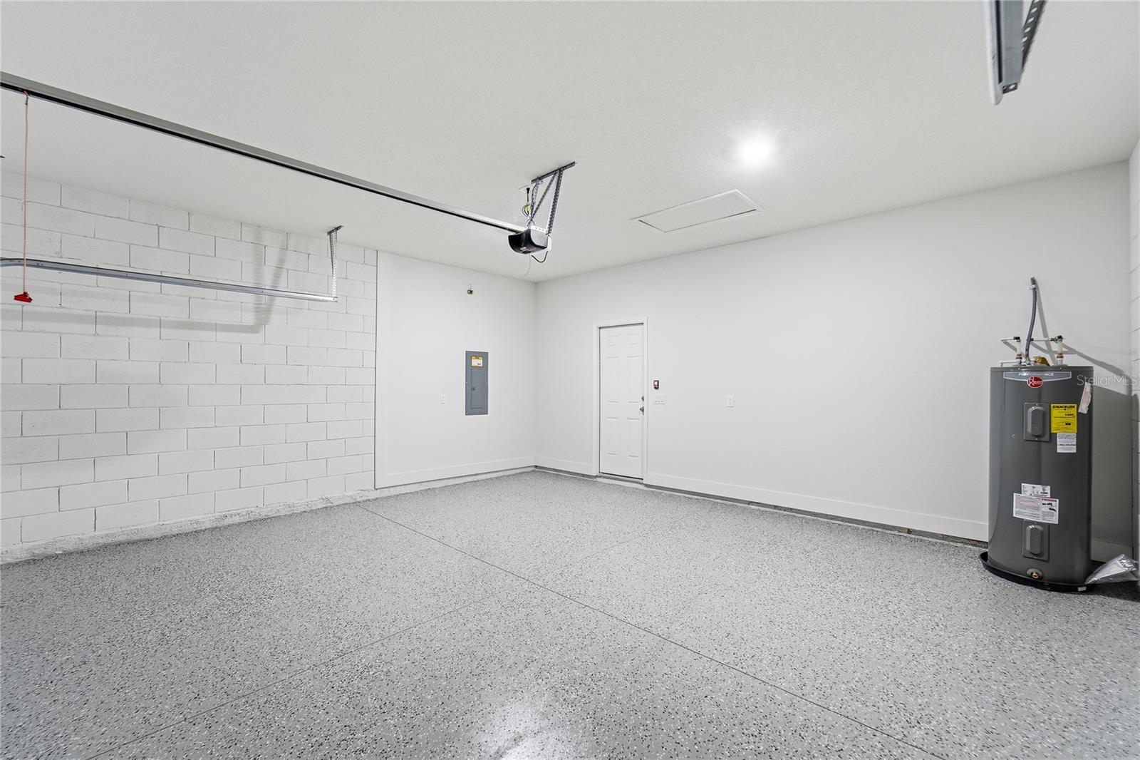 CITRUS SPGS UNIT 07 - Residential