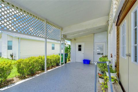 A home in ZEPHYRHILLS