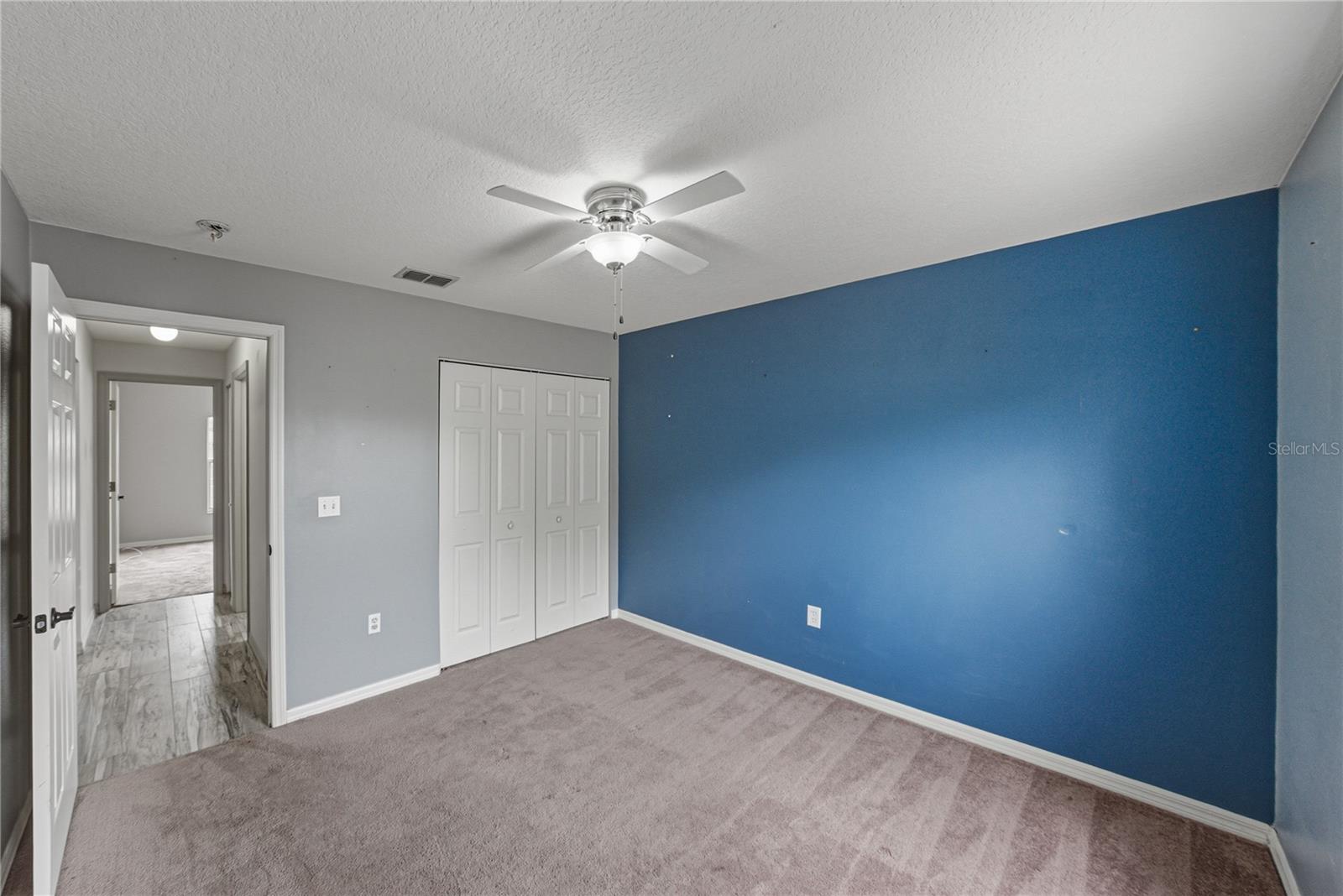 COURT SQUARE - Residential