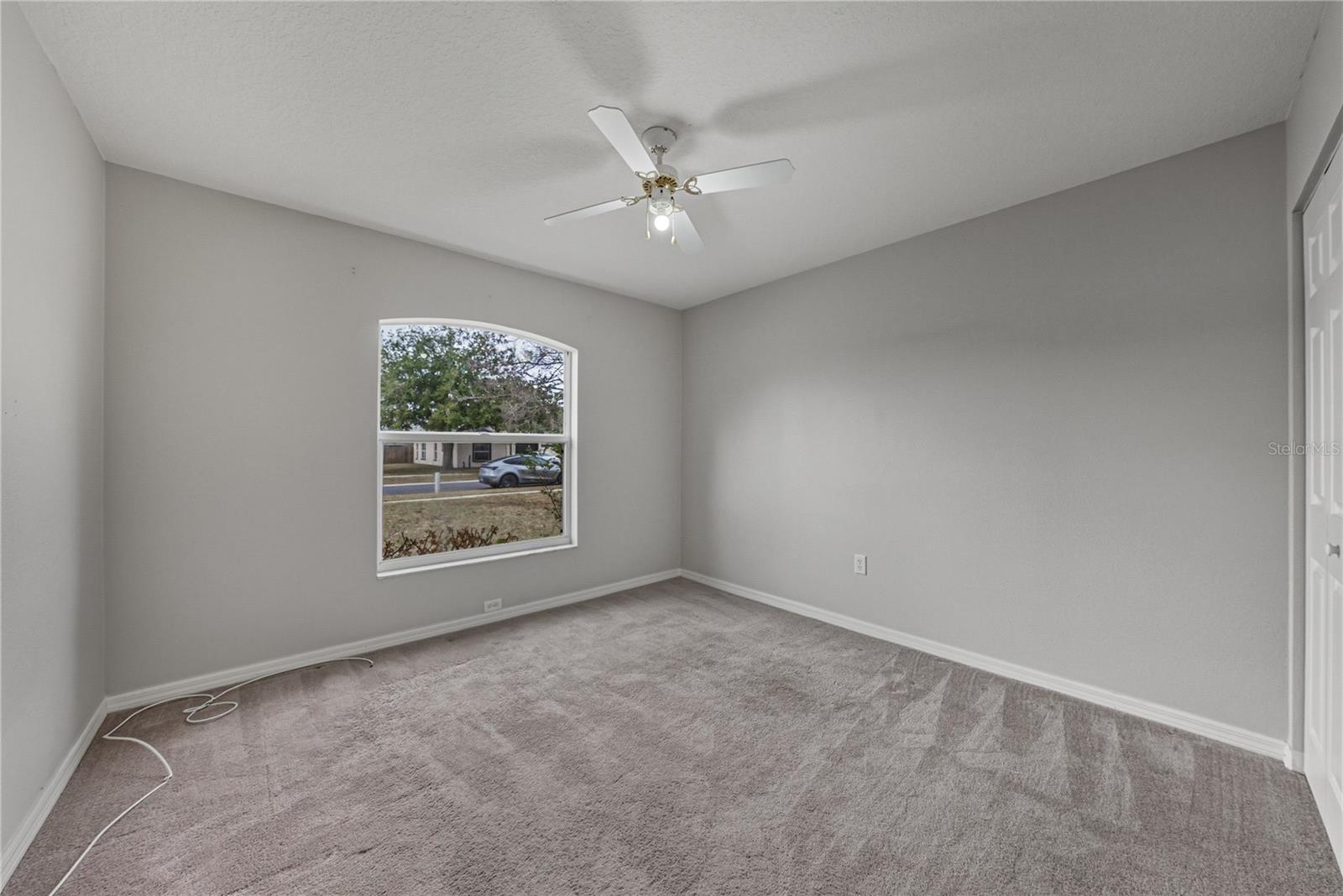 COURT SQUARE - Residential