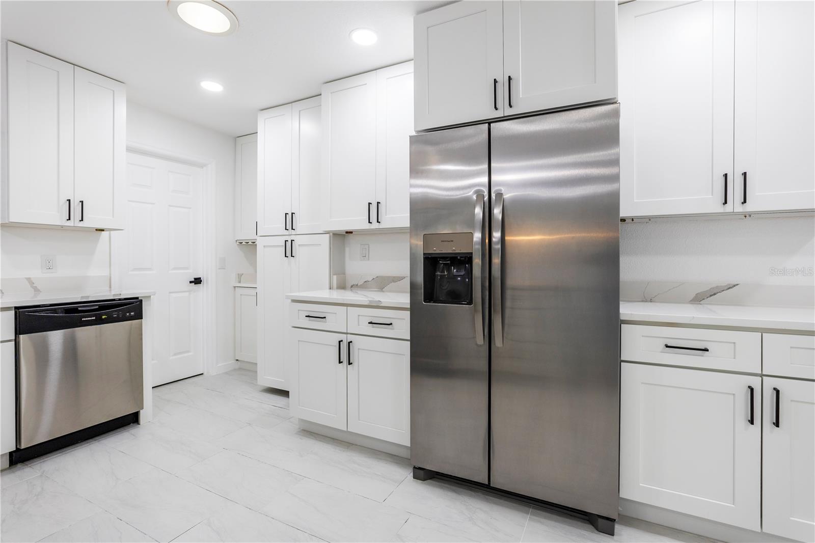 SARACITY GARDENS SUB - Residential Lease