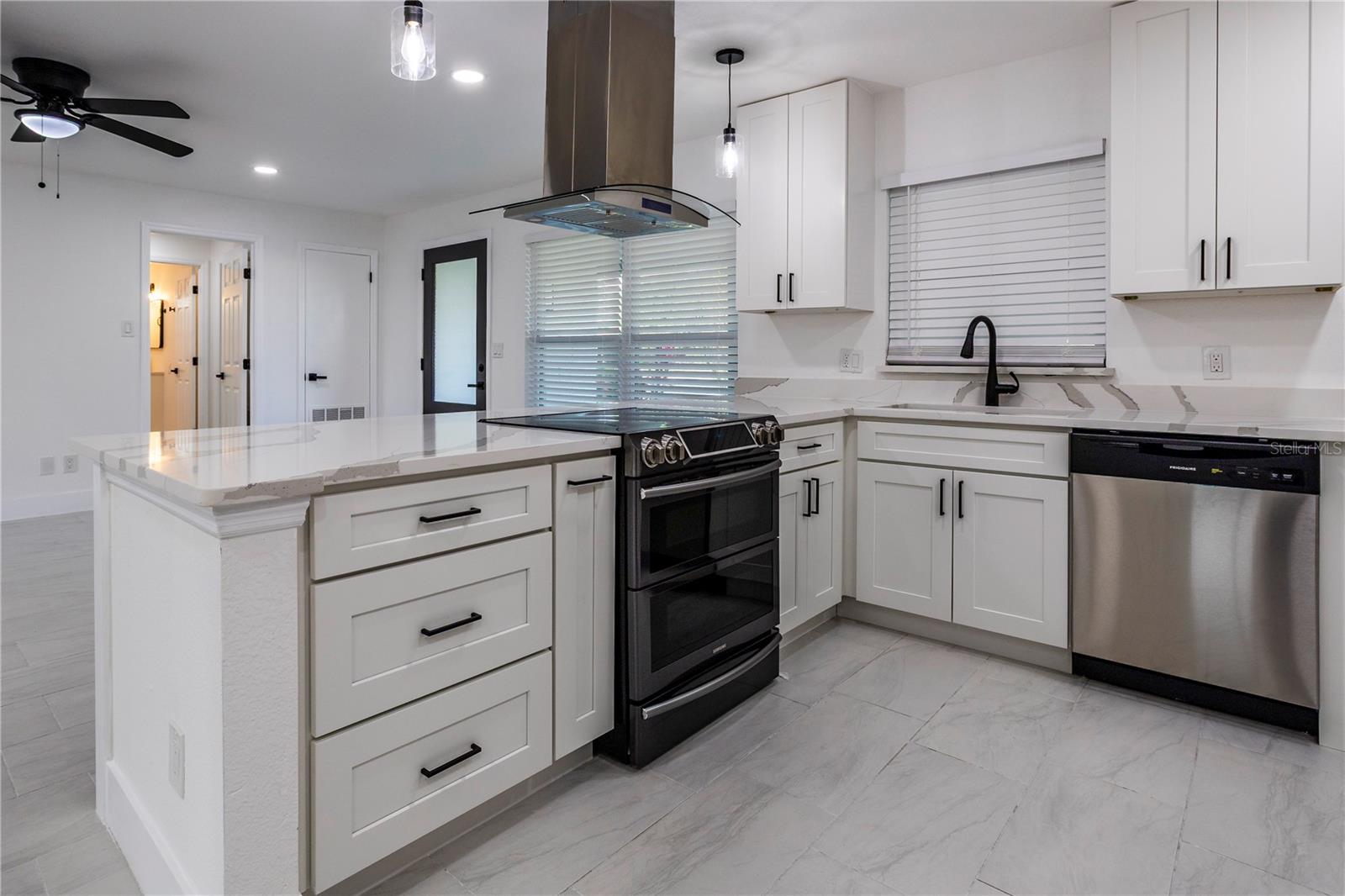 SARACITY GARDENS SUB - Residential Lease