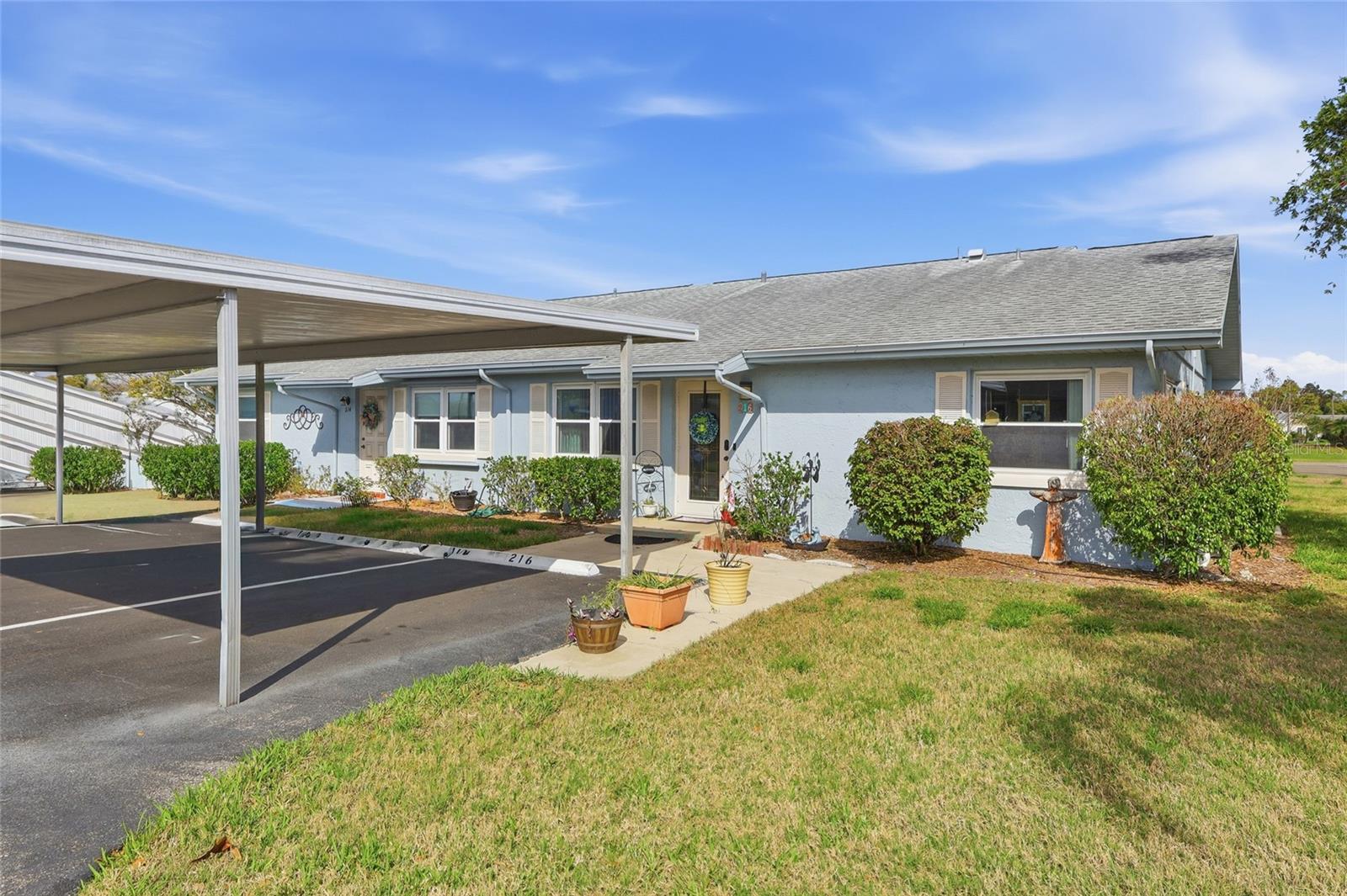 216 GLOUCESTER BOULEVARD 216