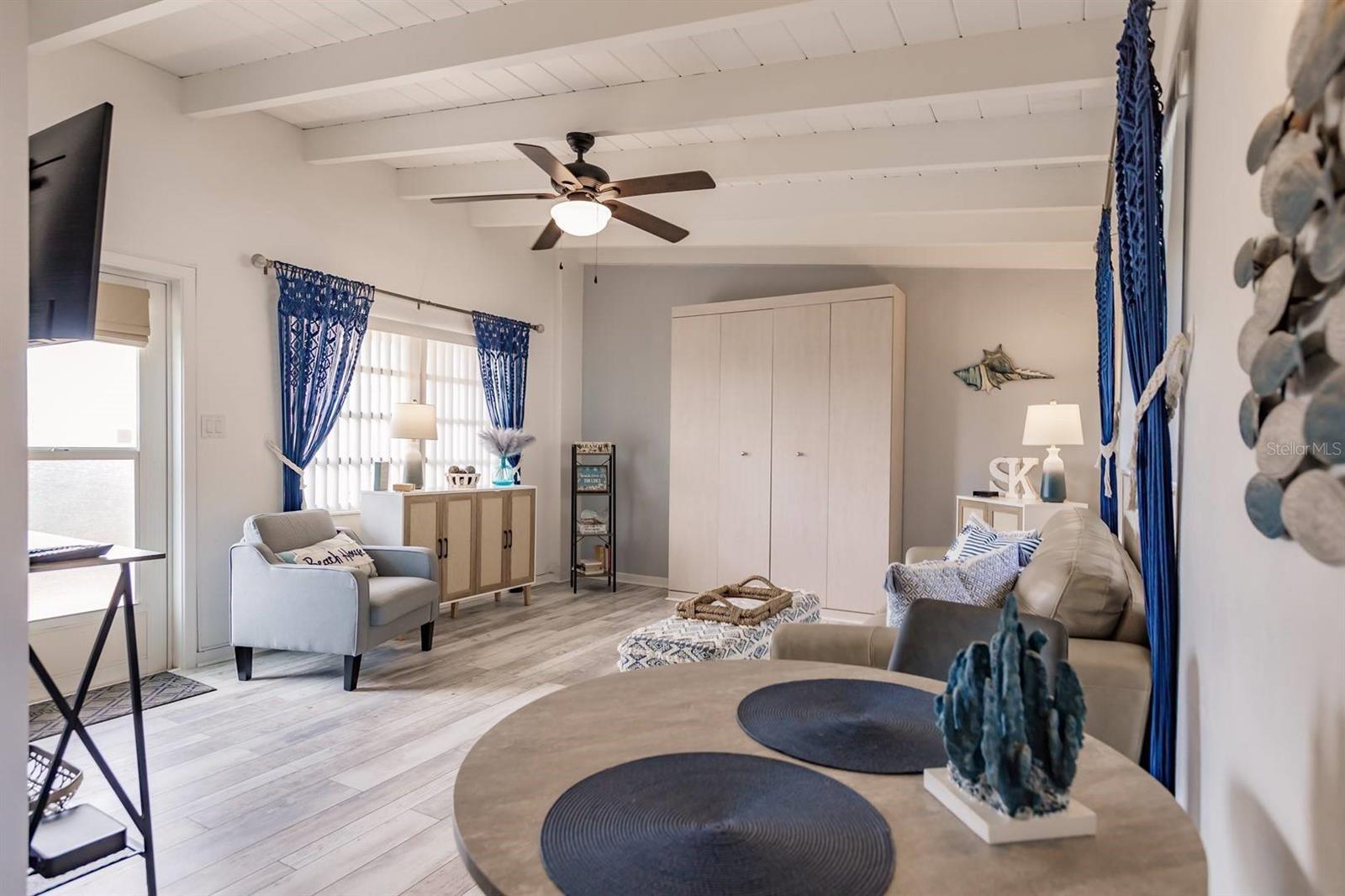 CASA MAR - Residential Lease