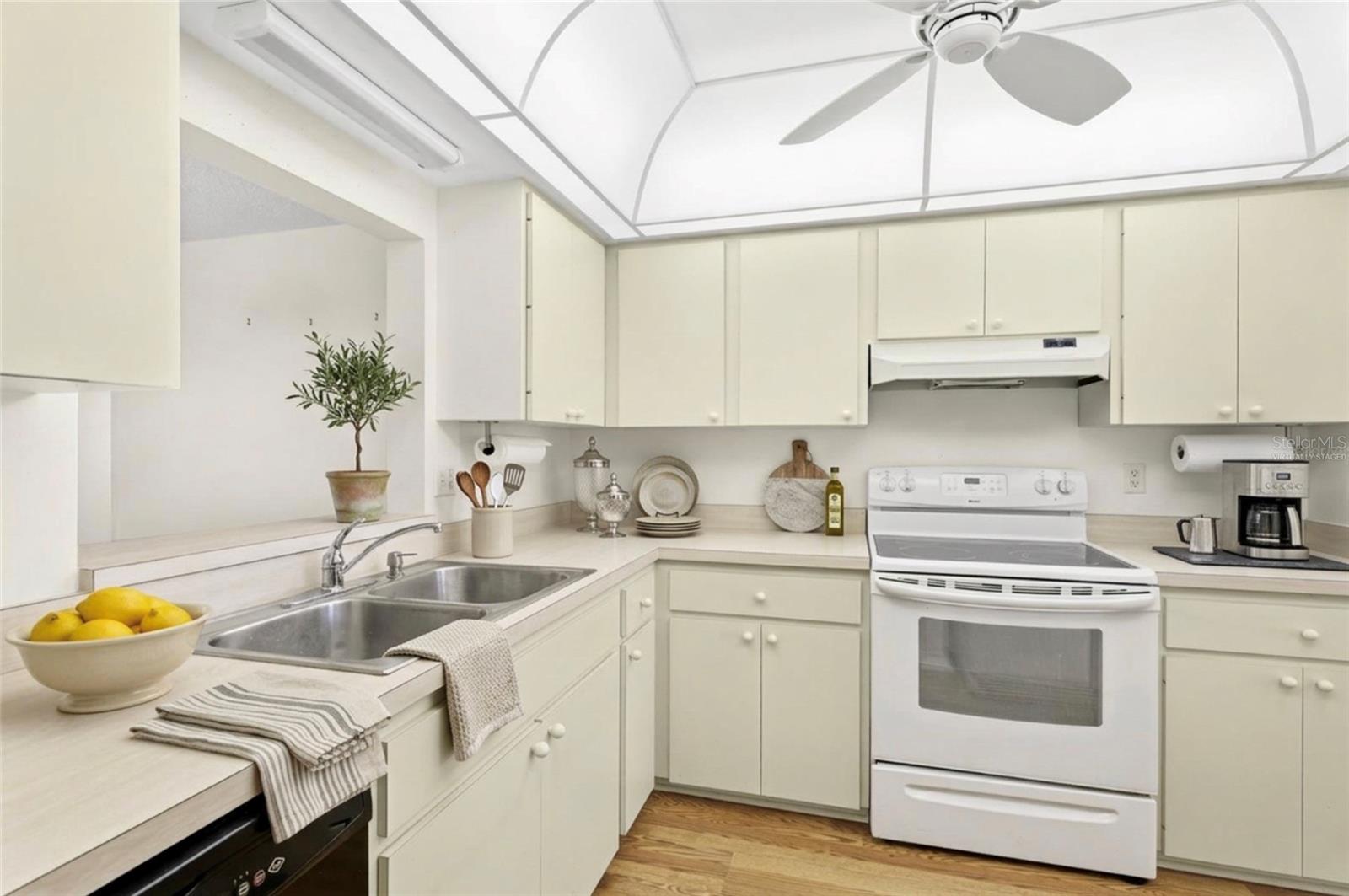 CAMBRIDGE VILLAGE WEST CONDO - Residential