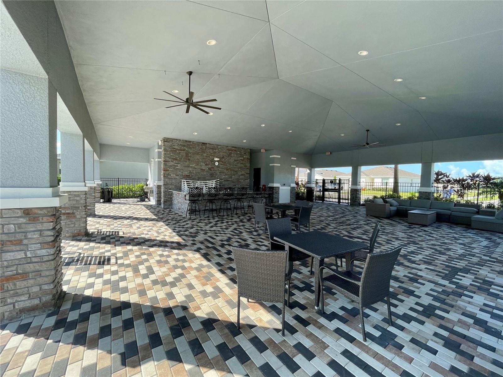 EVERGREEN ESTATES - Residential Lease