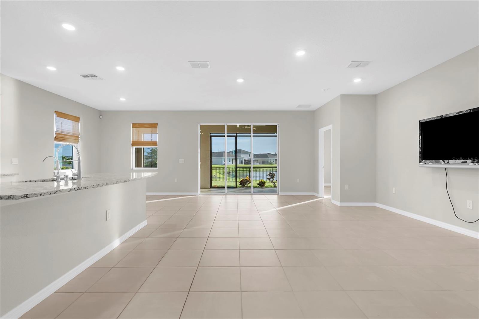 EVERGREEN ESTATES - Residential Lease