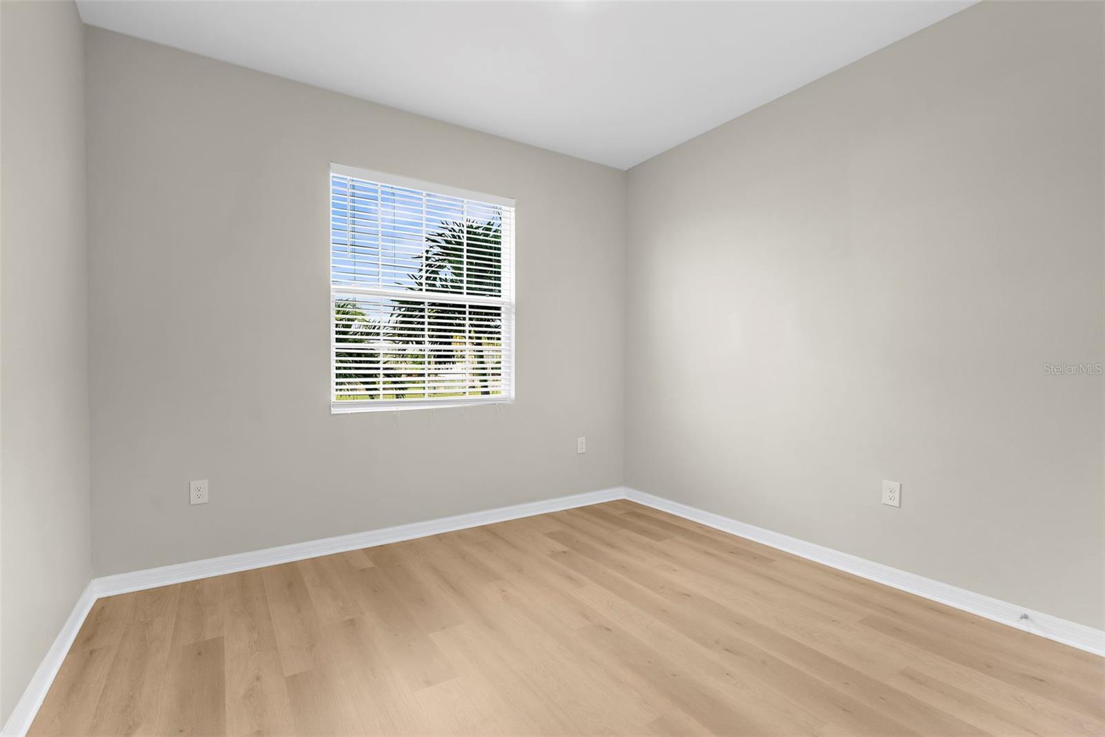 EVERGREEN ESTATES - Residential Lease