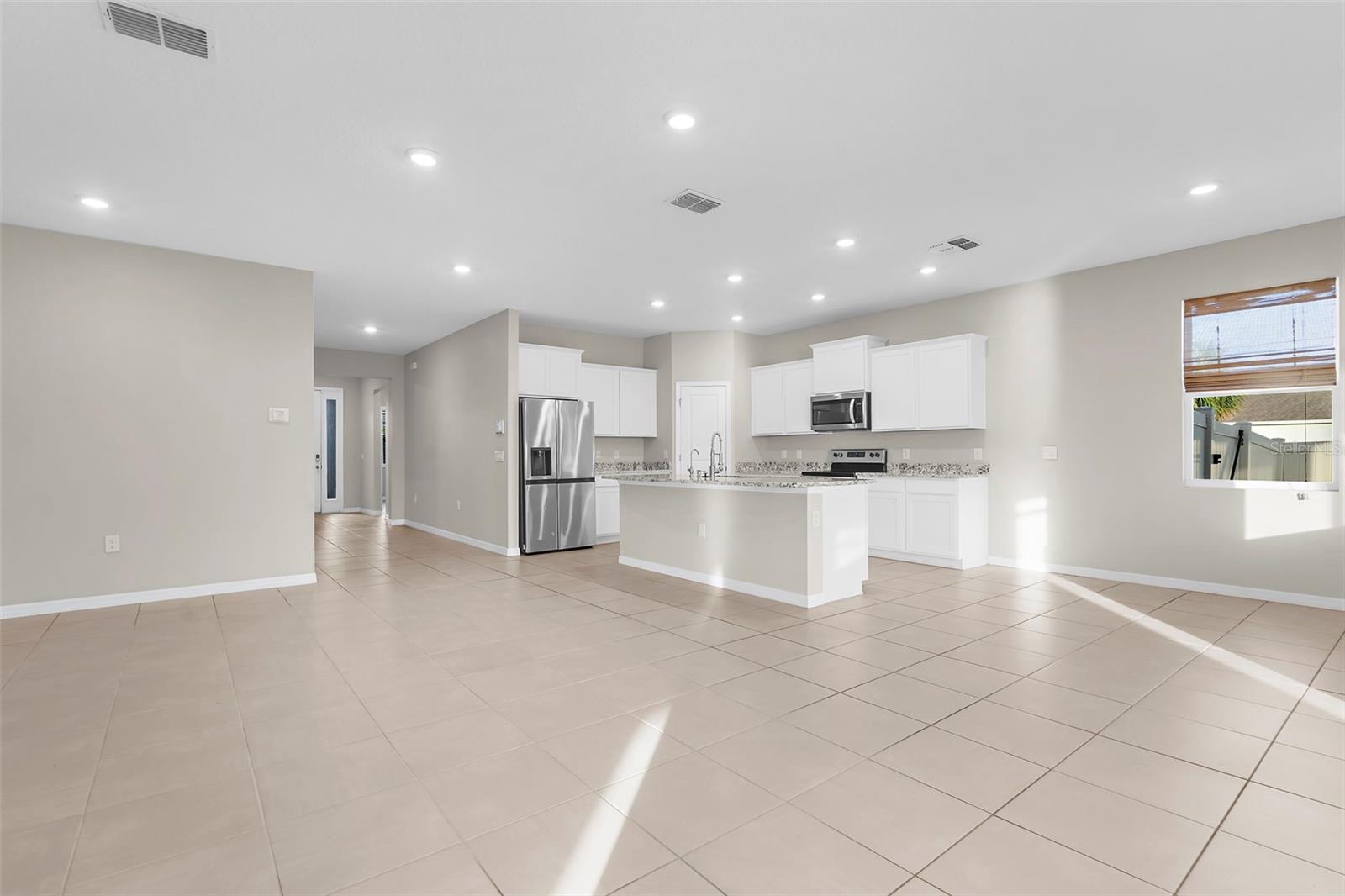 EVERGREEN ESTATES - Residential Lease