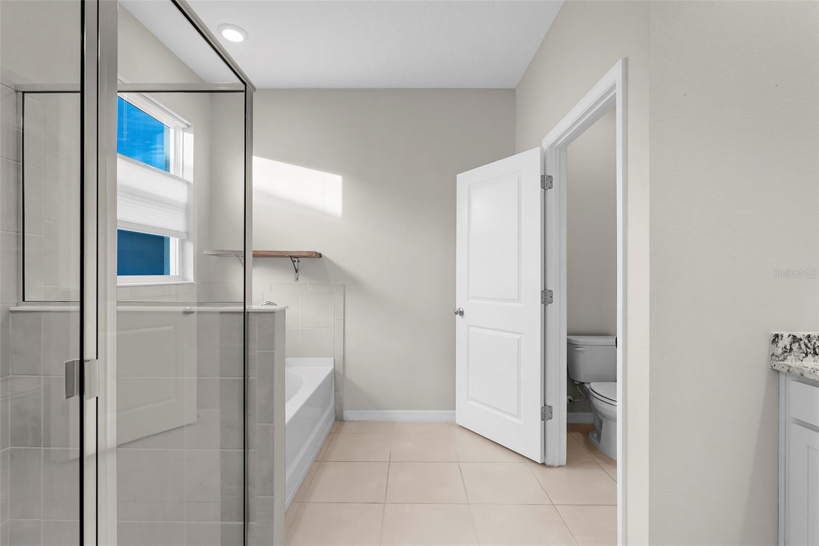 EVERGREEN ESTATES - Residential Lease