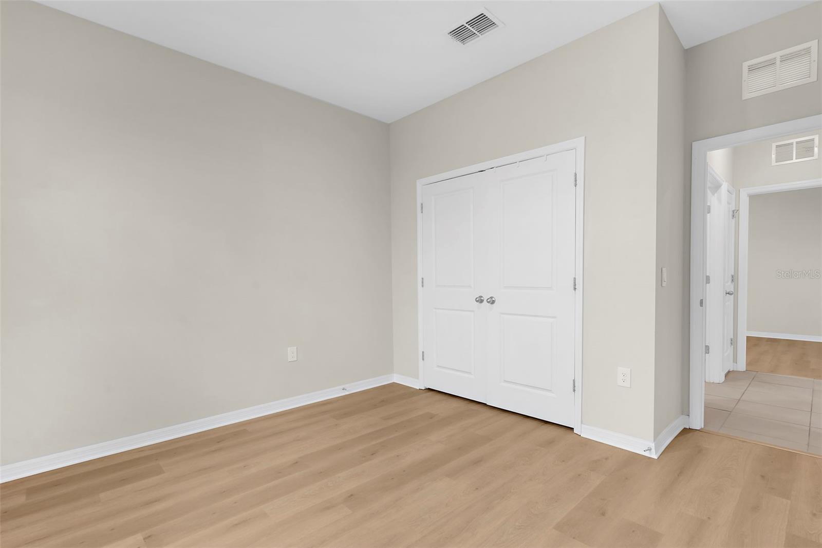 EVERGREEN ESTATES - Residential Lease