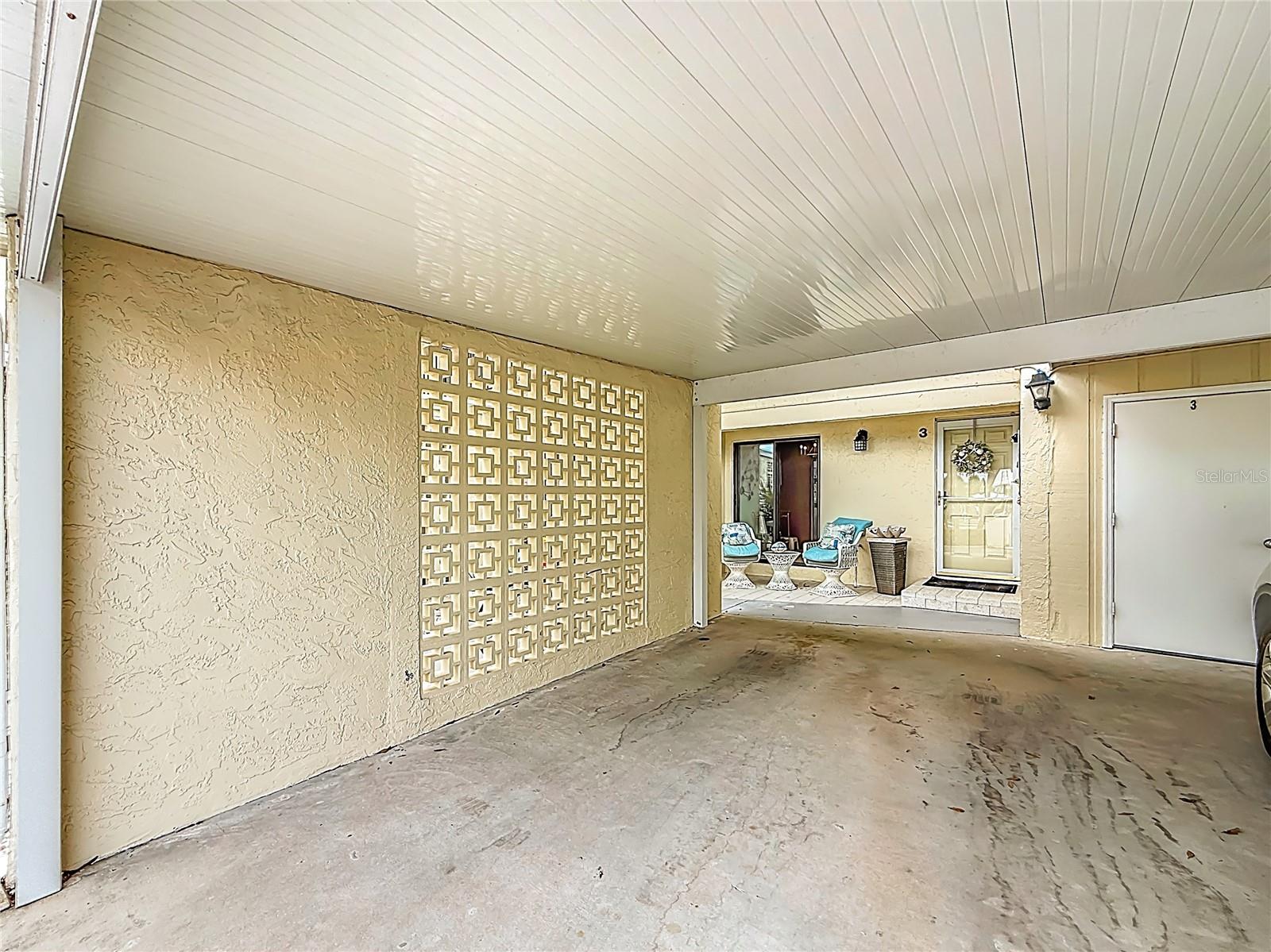 IMPERIAL POINT CONDO - Residential