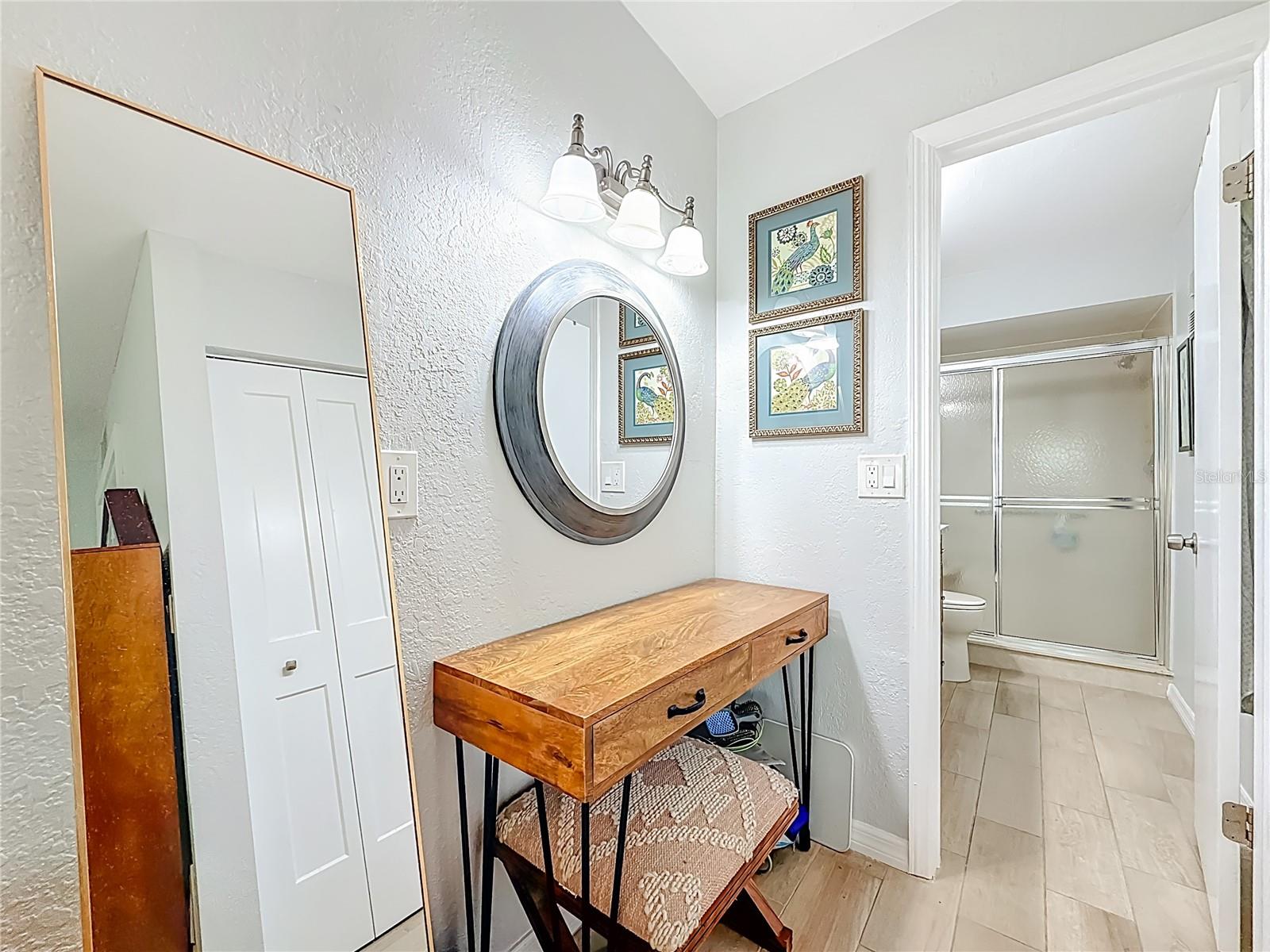 IMPERIAL POINT CONDO - Residential