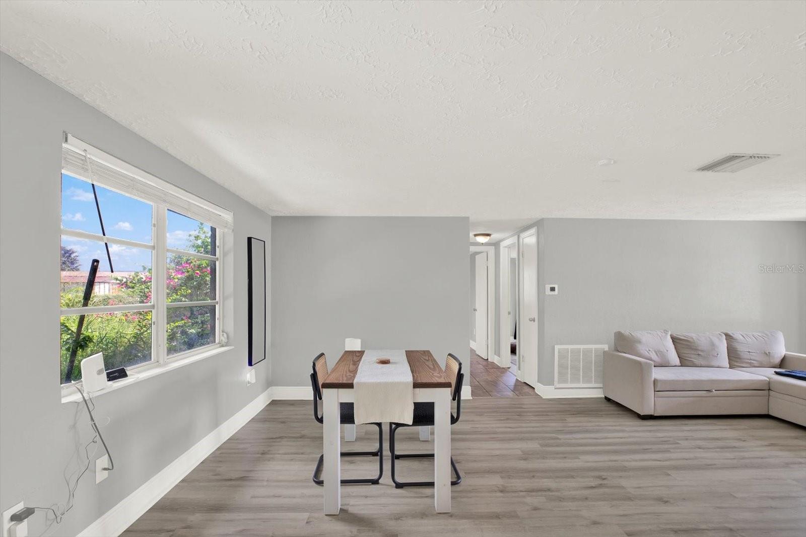 ALOHA GARDENS - Residential Lease