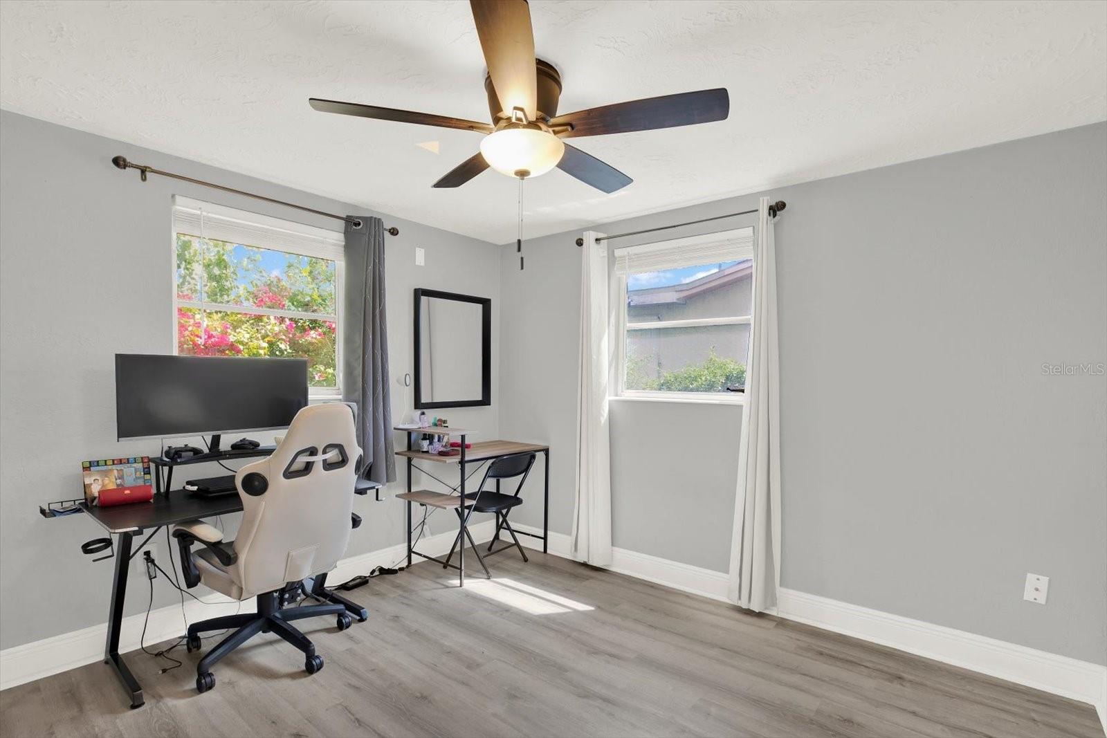 ALOHA GARDENS - Residential Lease