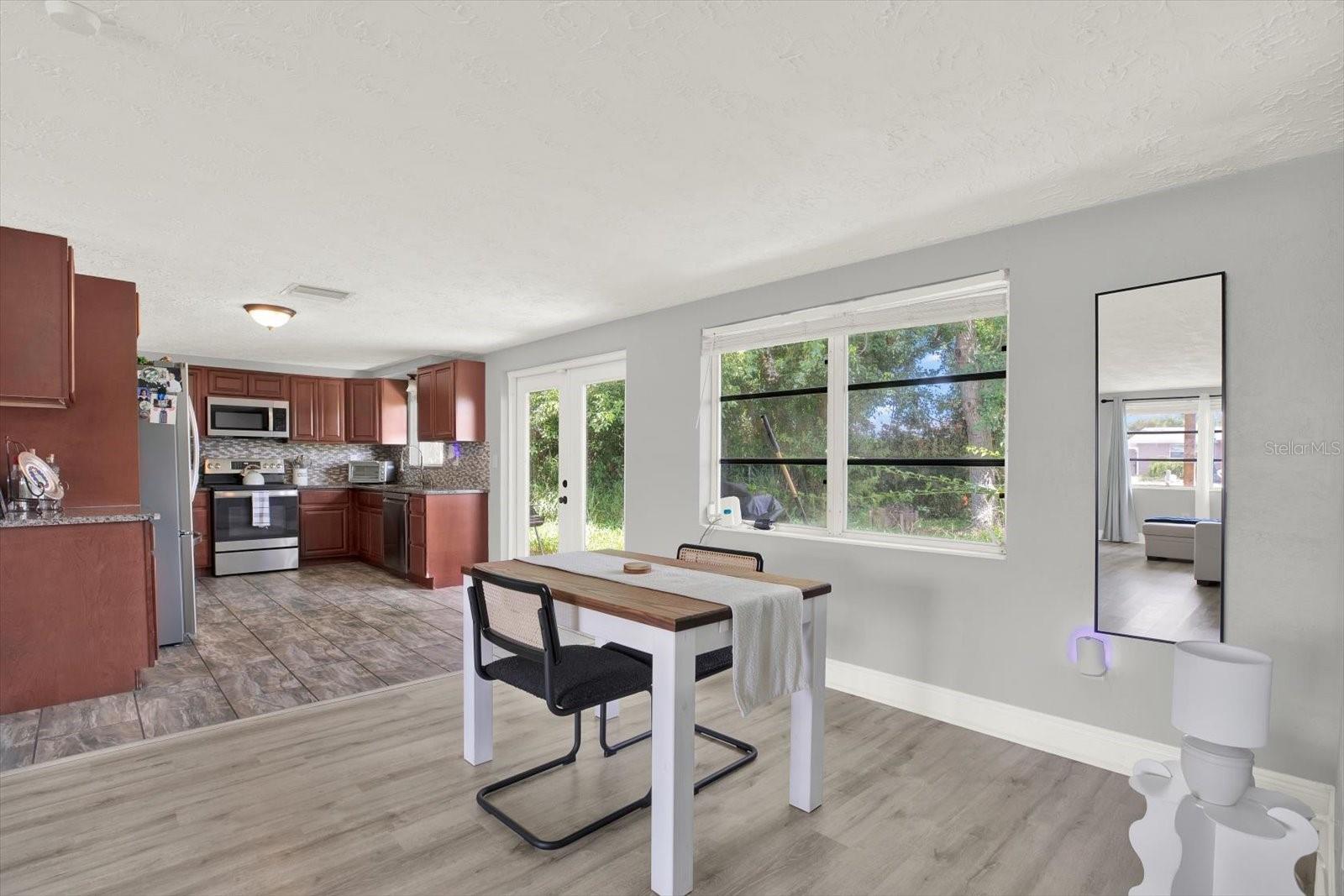 ALOHA GARDENS - Residential Lease