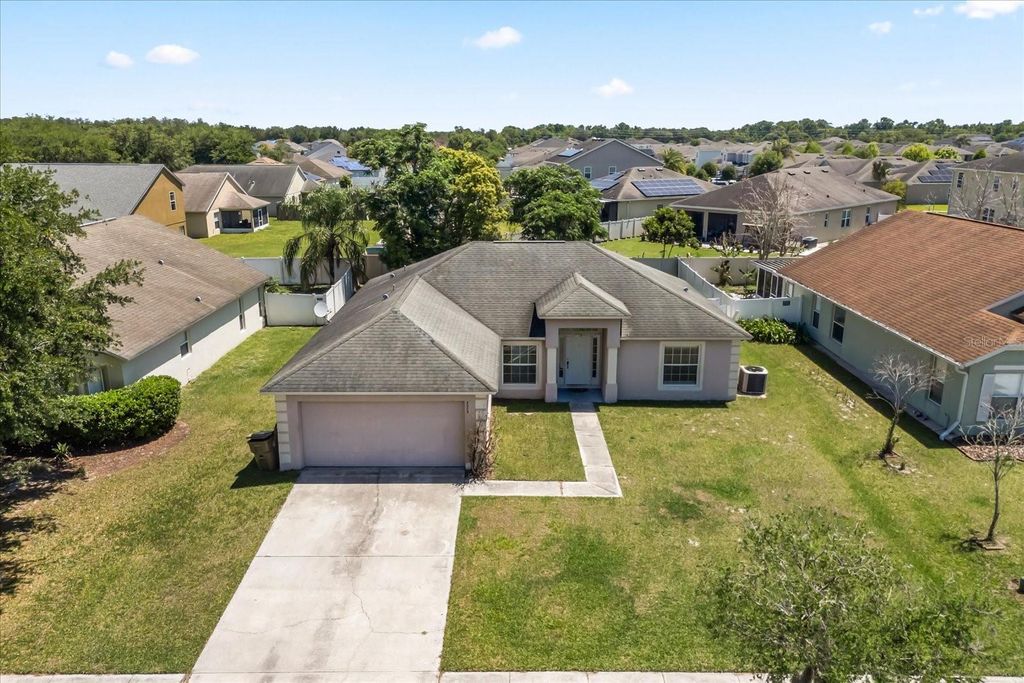 Photo of 3205 Murray Hill Loop, Kissimmee, FL 34758 (MLS # O6399734)
