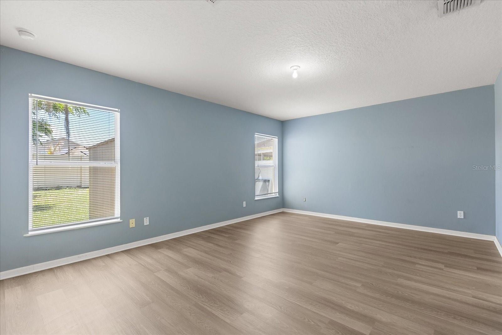 DORAL POINTE - Residential