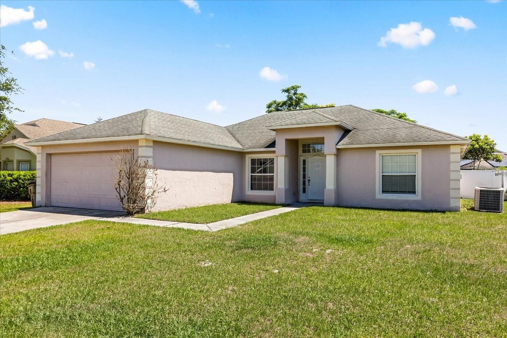 Photo of 3205 Murray Hill Loop, Kissimmee, FL 34758 (MLS # O6399734)