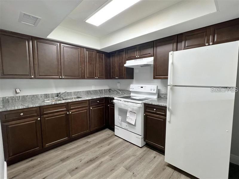 WINTER LAKE MANOR - Residential Lease