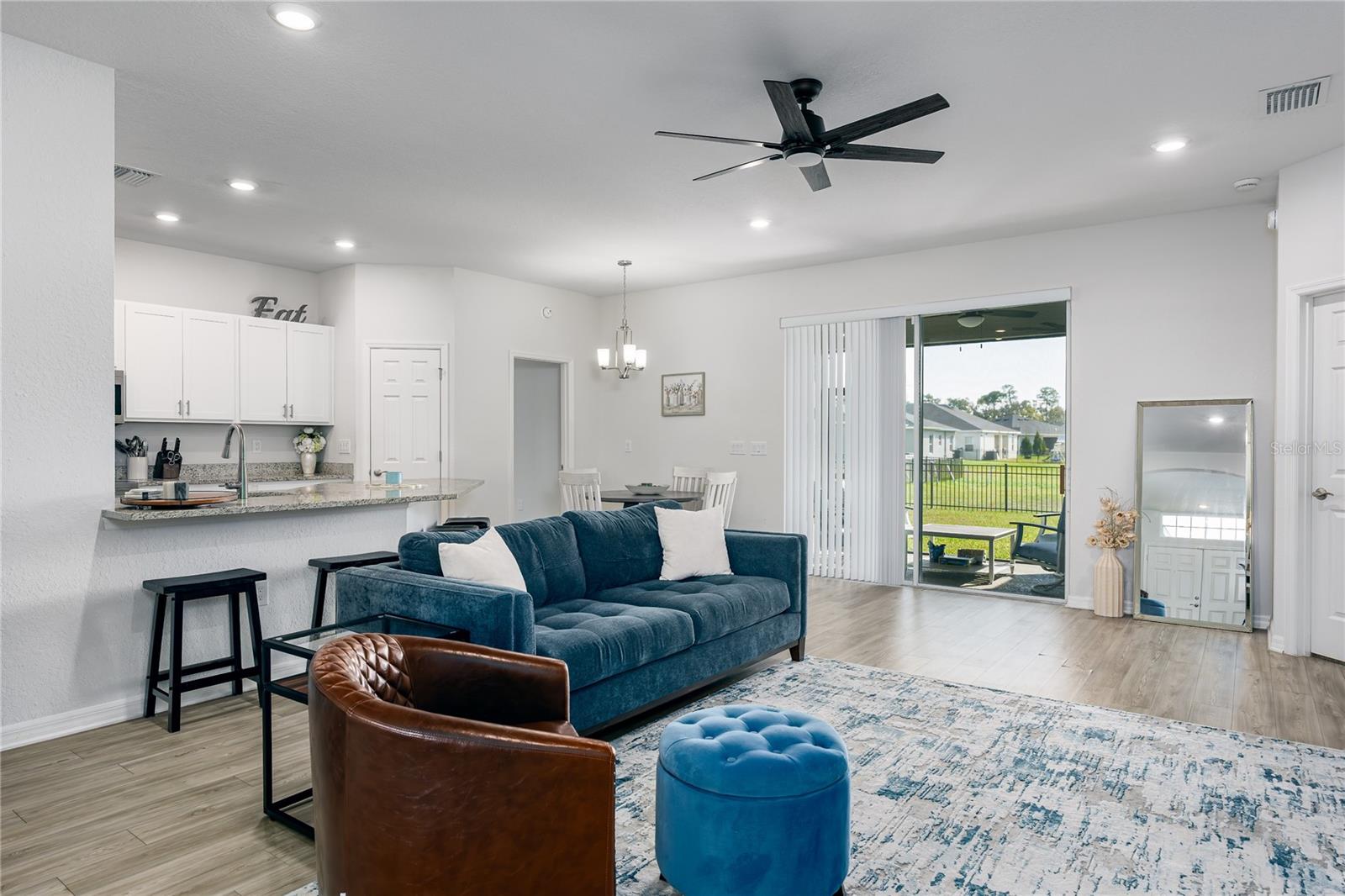 AVIARY AT RUTLAND RANCH - Residential Lease