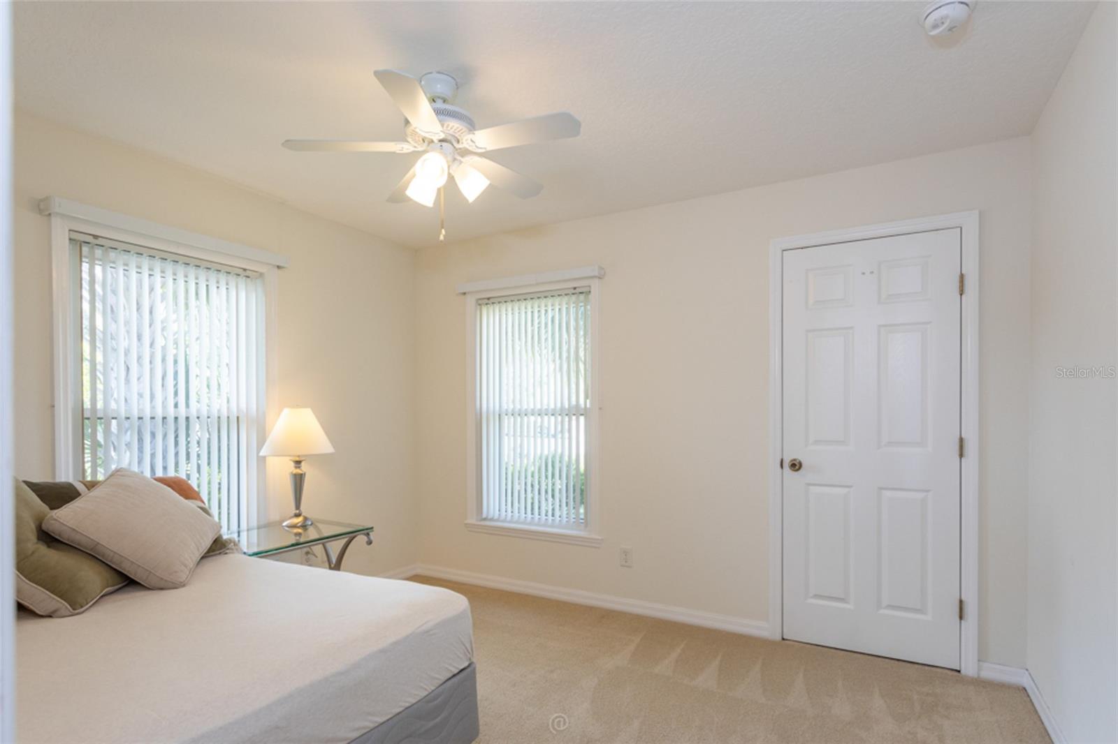 PINE LAKES - Residential