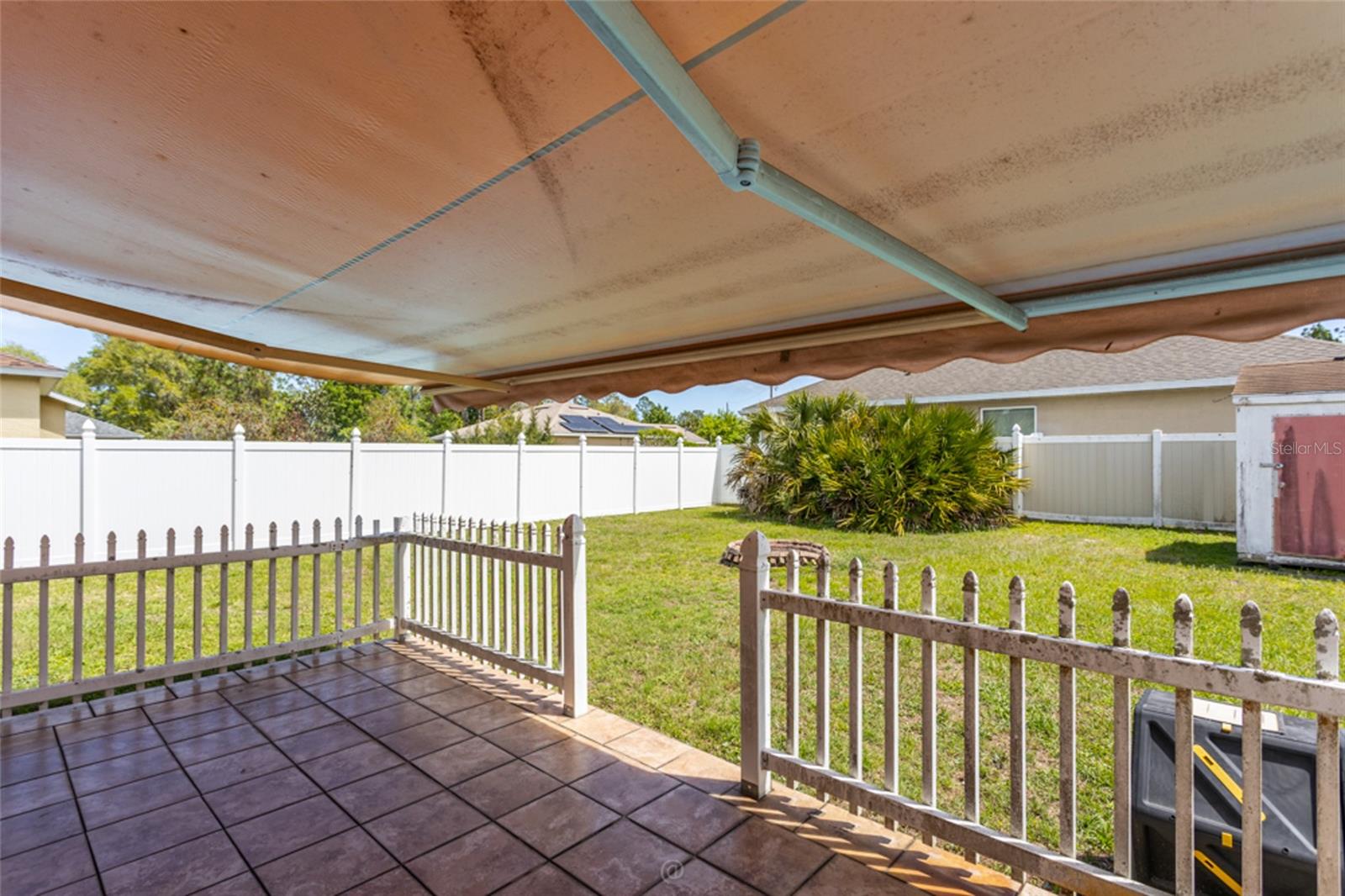 PINE LAKES - Residential