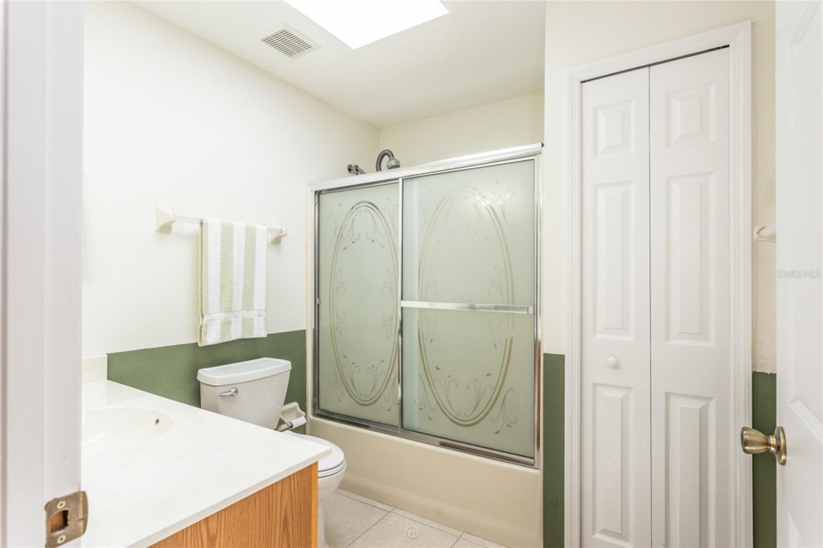 PINE LAKES - Residential