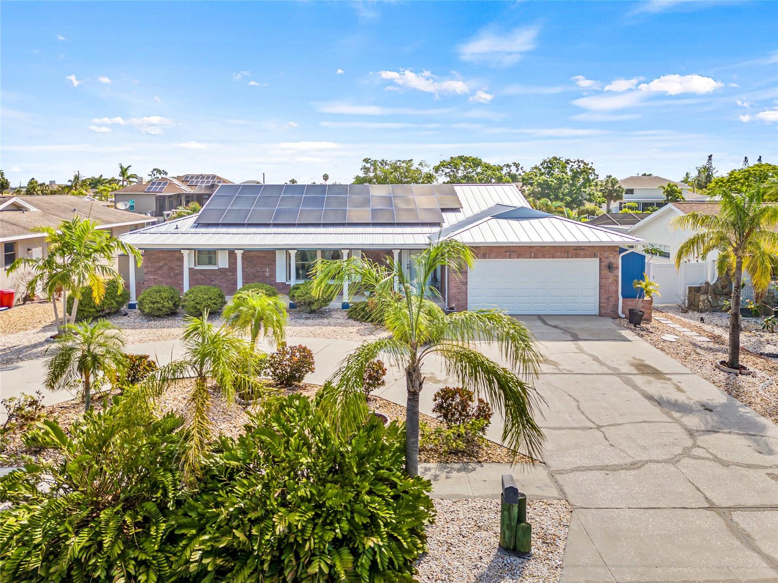 731 FLAMINGO DRIVE