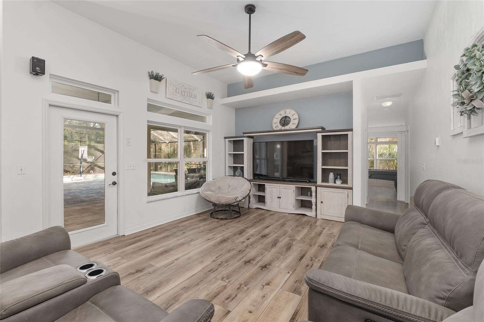 HAMMOCK THE - Residential