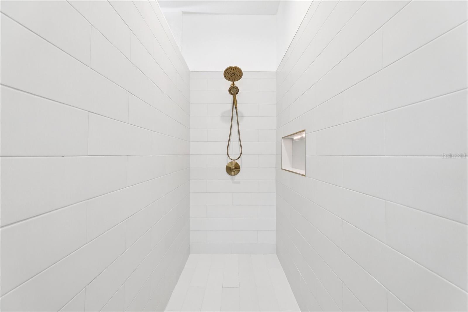 ROYAL CYPRESS PRESERVE-PH 3 - Residential