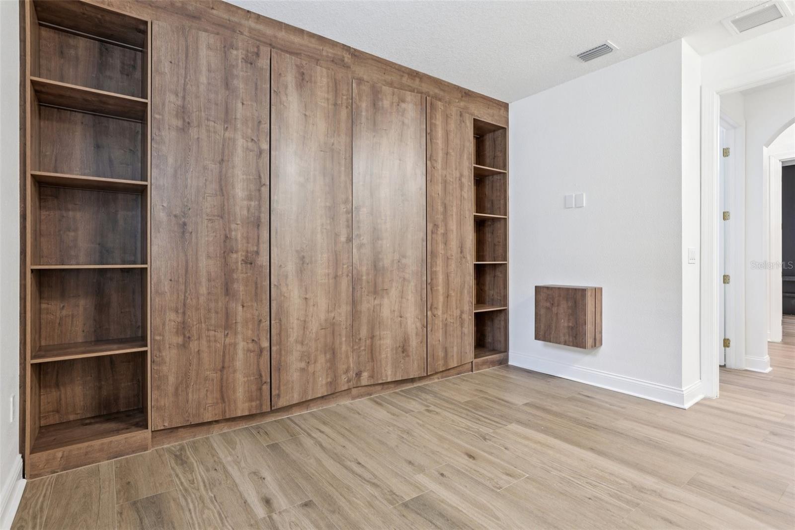 ROYAL CYPRESS PRESERVE-PH 3 - Residential