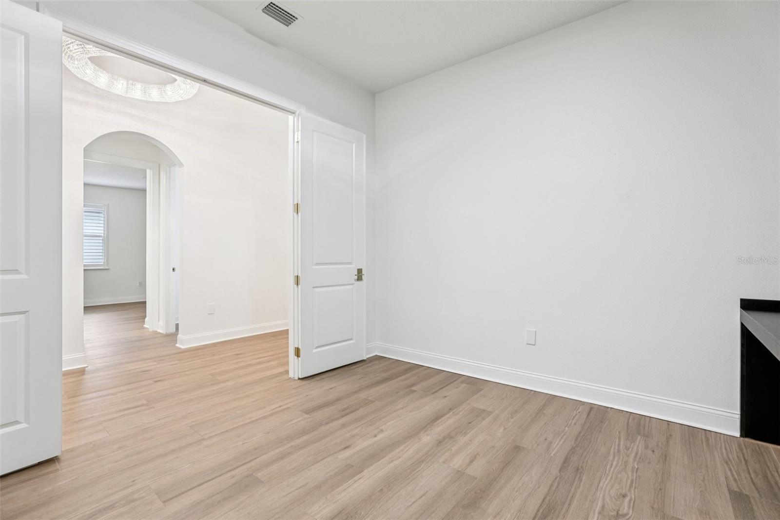 ROYAL CYPRESS PRESERVE-PH 3 - Residential