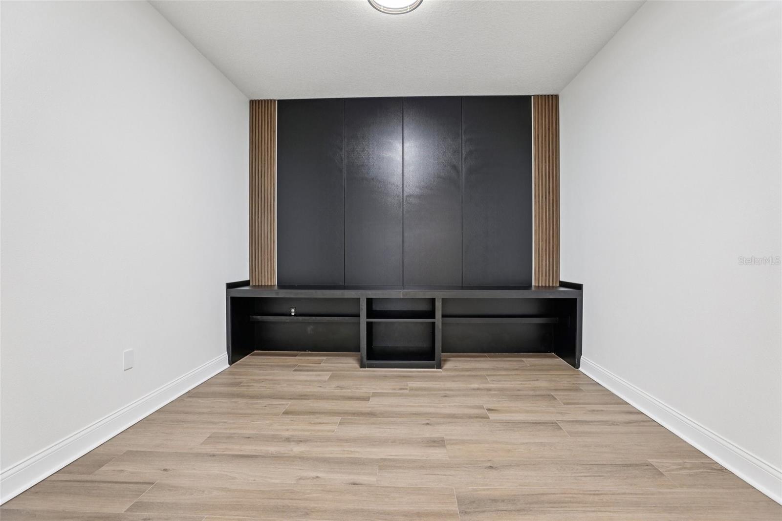 ROYAL CYPRESS PRESERVE-PH 3 - Residential