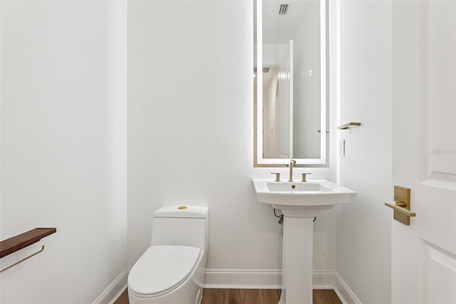 ROYAL CYPRESS PRESERVE-PH 3 - Residential