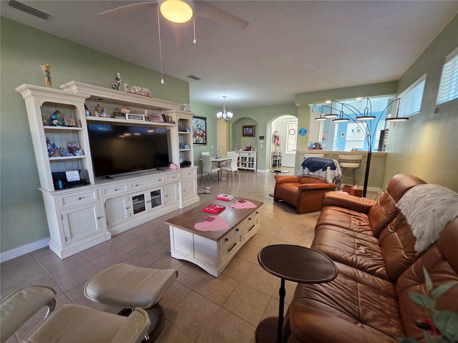 LAKES OF MOUNT DORA - Residential