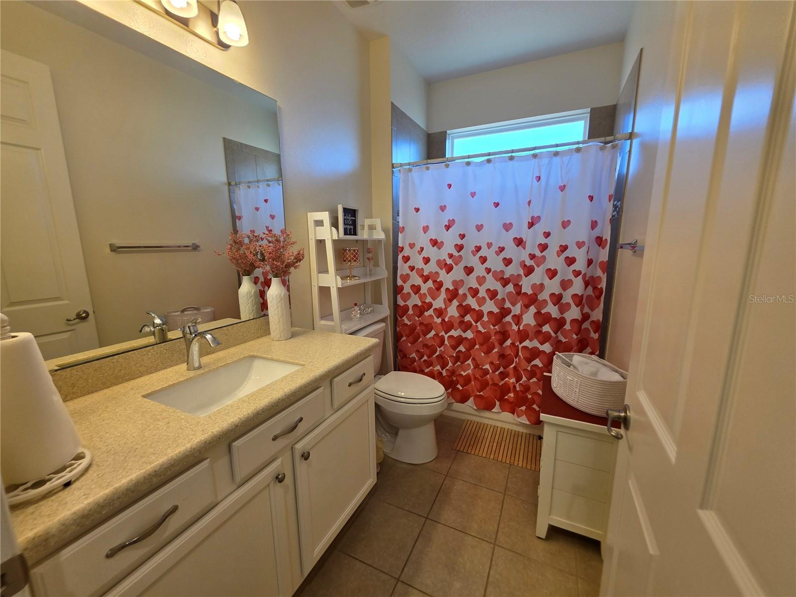 LAKES OF MOUNT DORA - Residential