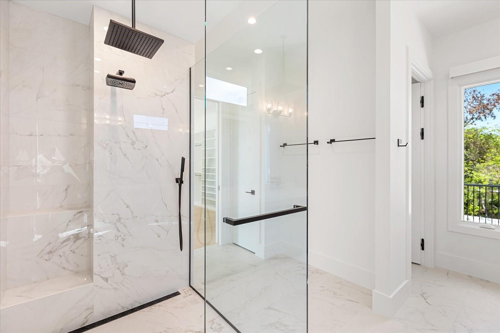 TUSCANIA - Residential