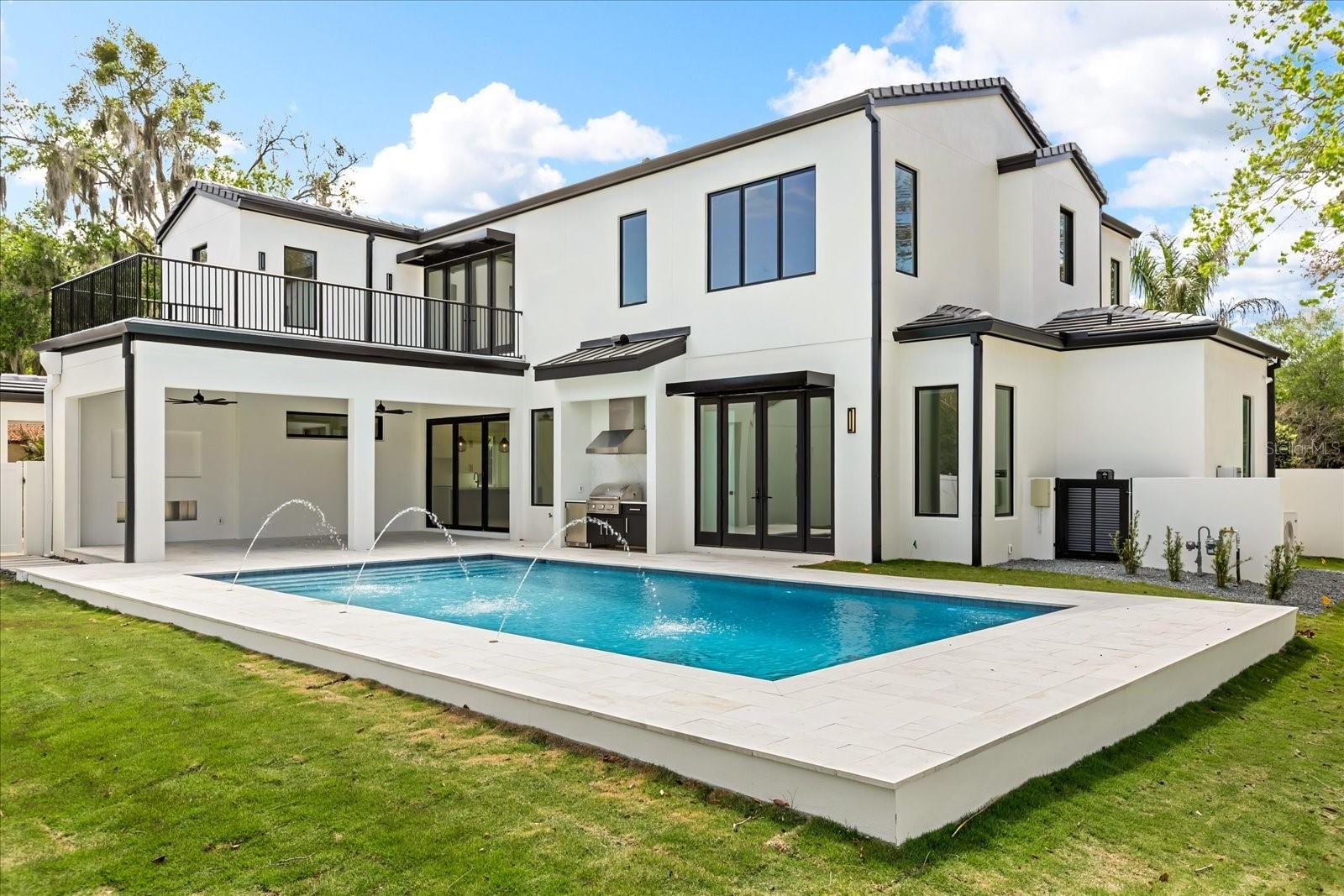 TUSCANIA - Residential