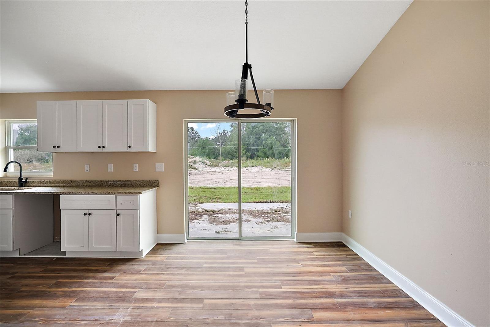 ROLLING RANCH ESTATE - Residential