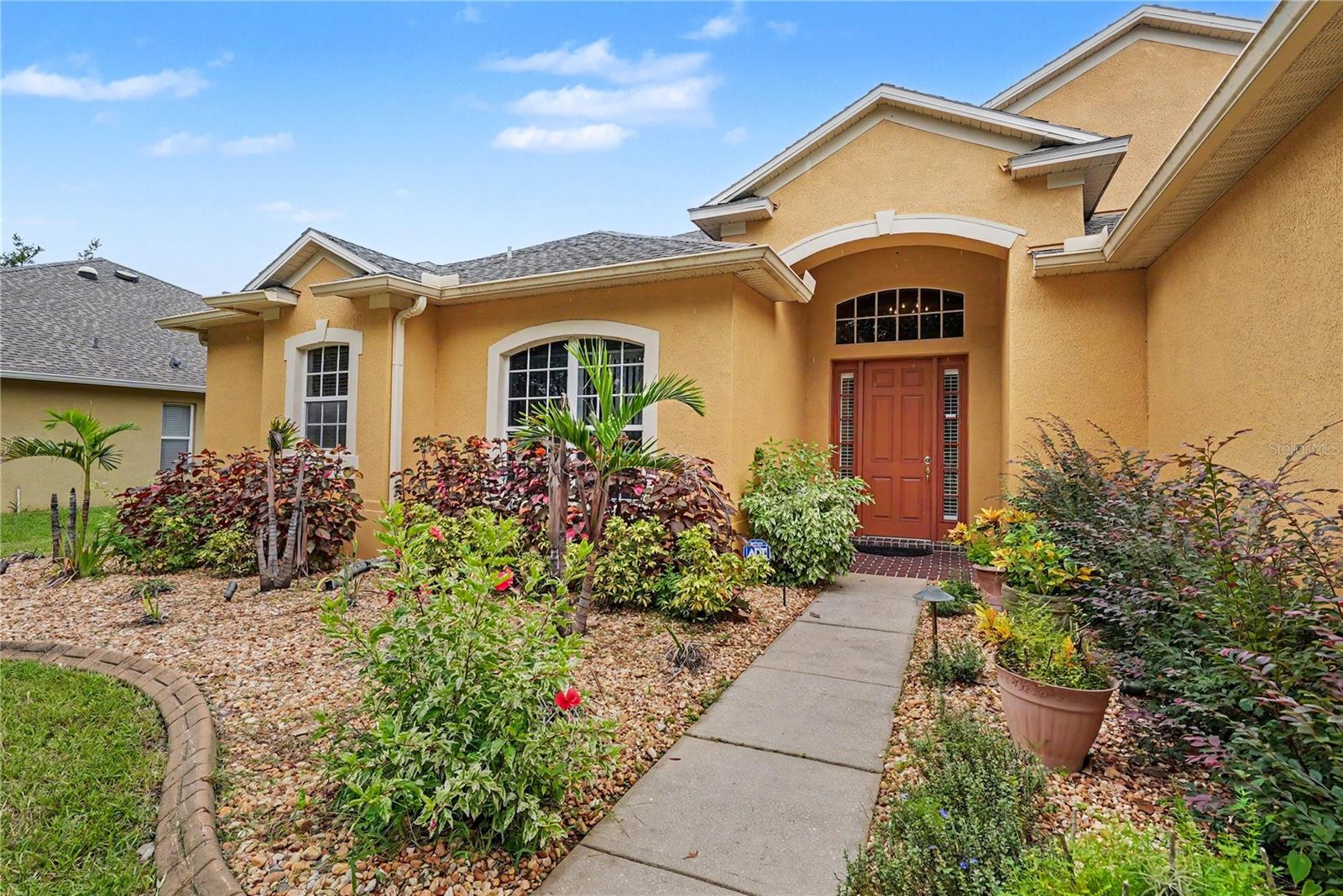 316 HARTS OAK PLACE
