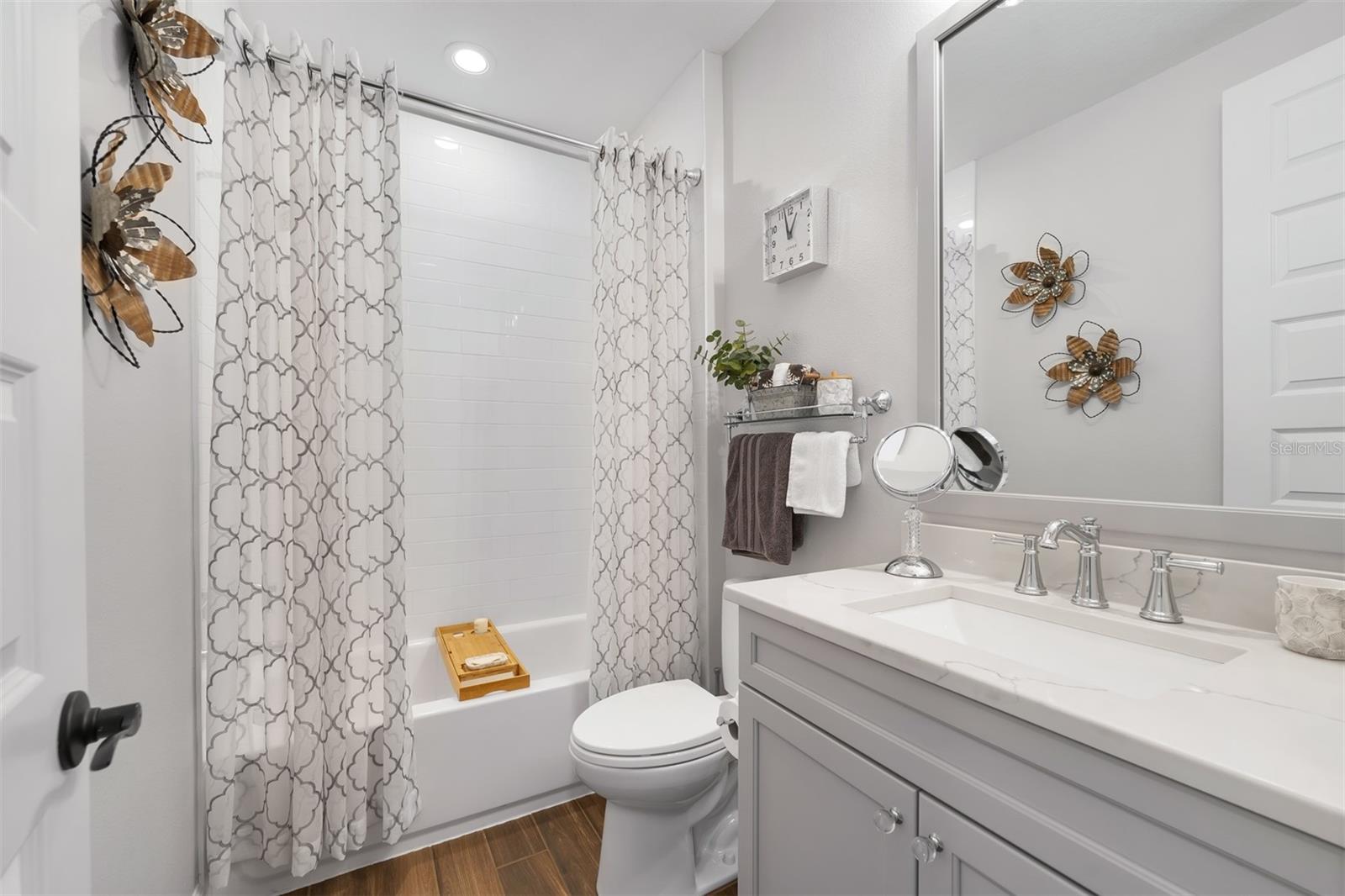 CLAIR MEL SUB UNIT - Residential